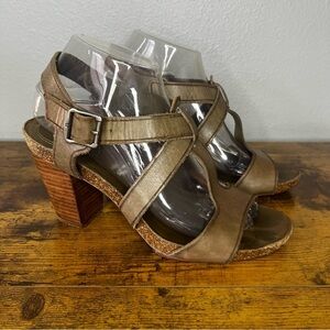 Frye Joy Tan Leather Sling Back 3” Heel Sandals 8* Strap Buckle